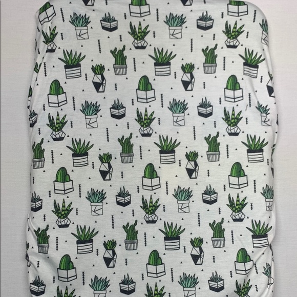 Copper Pearl Green and White Succulent Print Bassinet Sheet Bedding - Picture 2 of 8